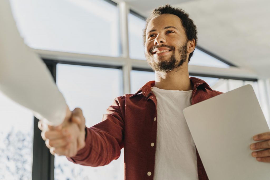 Oito formas de se destacar no mercado de trabalho 